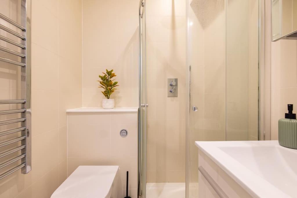 Wild Roses Serviced Apartments - Borough Londres Exterior foto